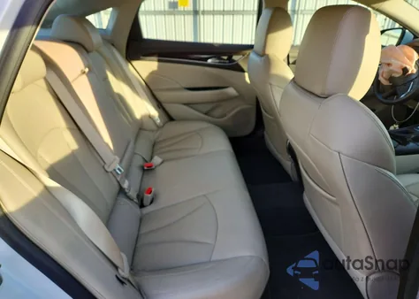 2017 Buick Lacrosse Essence z USA, uszkodzony, nr VIN 1G4ZP5SS6HU148619